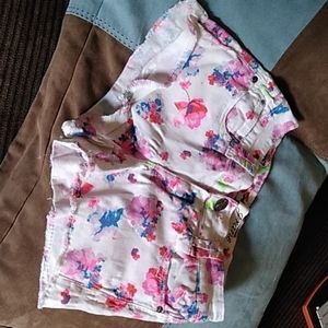 White floral shorts